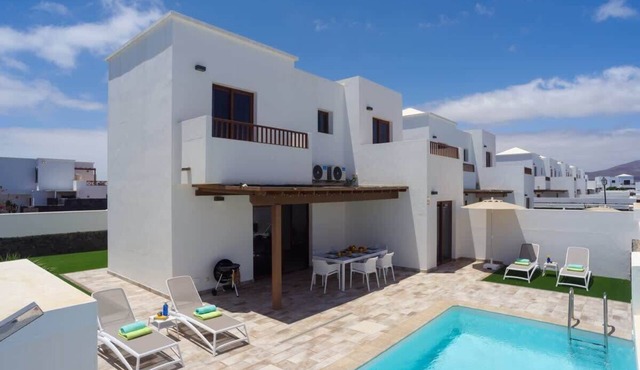 Villa Sofia | Relax & Unwind by Villas Now