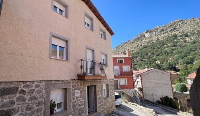 Vrbo Property in Navalacruz