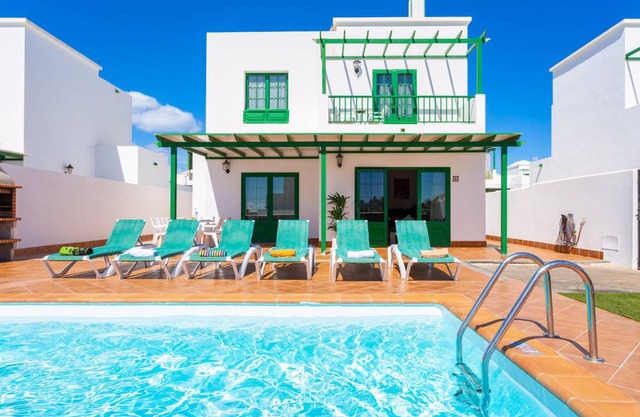 160 m² Villa ∙ 3 bedrooms ∙ 6 guests