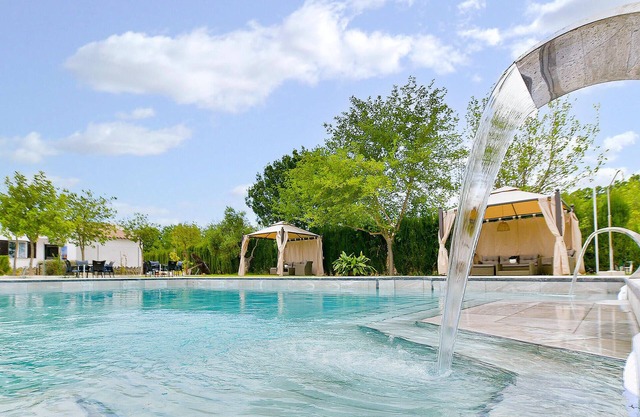 Amazing El Coronil Outdoor Swimming Bedrooms 
