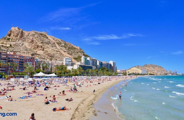 Playa Postiguet Penthouse