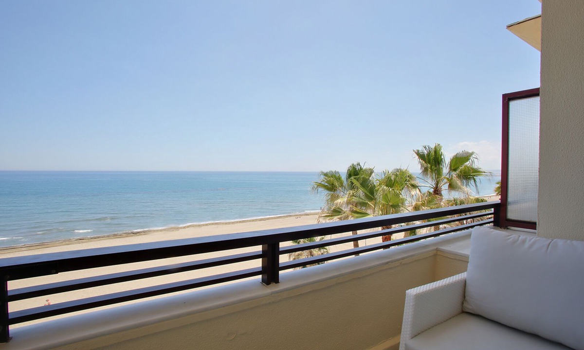 Estepona Apartment | Frontline Estepona Penthouse Duplex With Private Roof Top Terrace & Shared pool