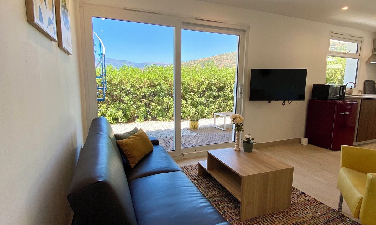 Sayalonga Apartment | Sobremesa Boutique