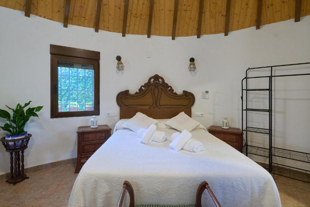 Torrejon El Rubio House | Apartamentos Los Chozos de Monfragüe