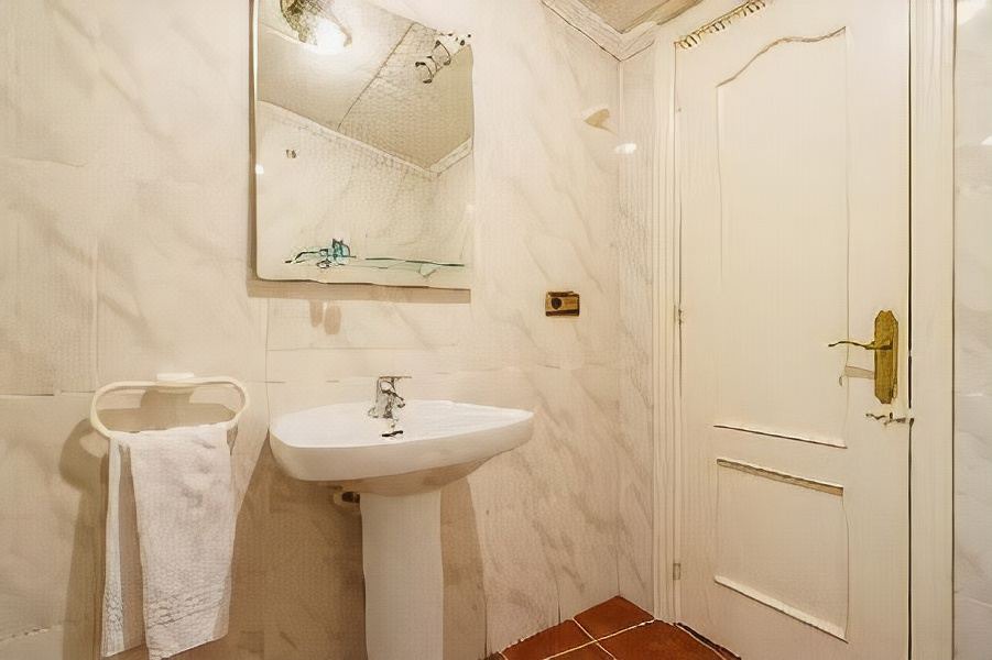 Photo of Bathroom in Zafra Old Town