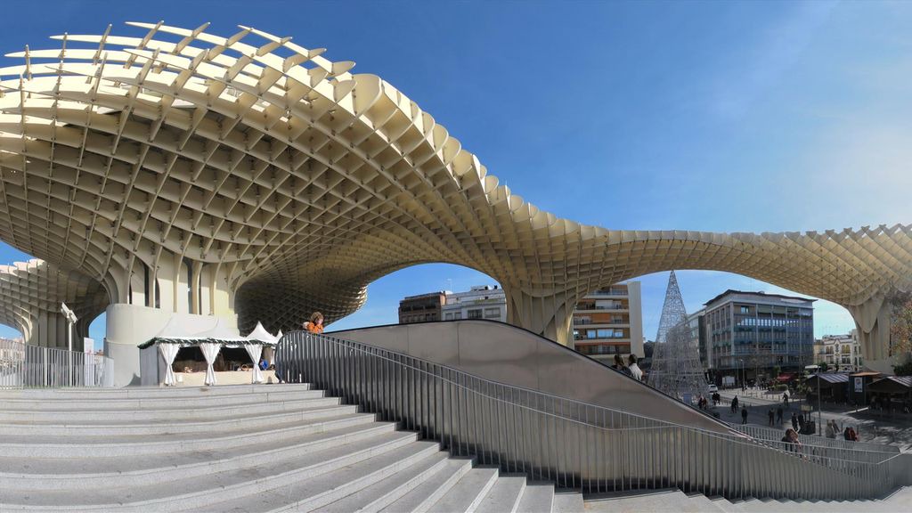 Photo of Buildings in Doctor Barraquer-Grupo Renfe-Policlinico