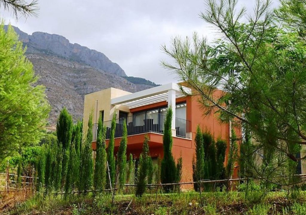 Photo of Buildings in Bernia
