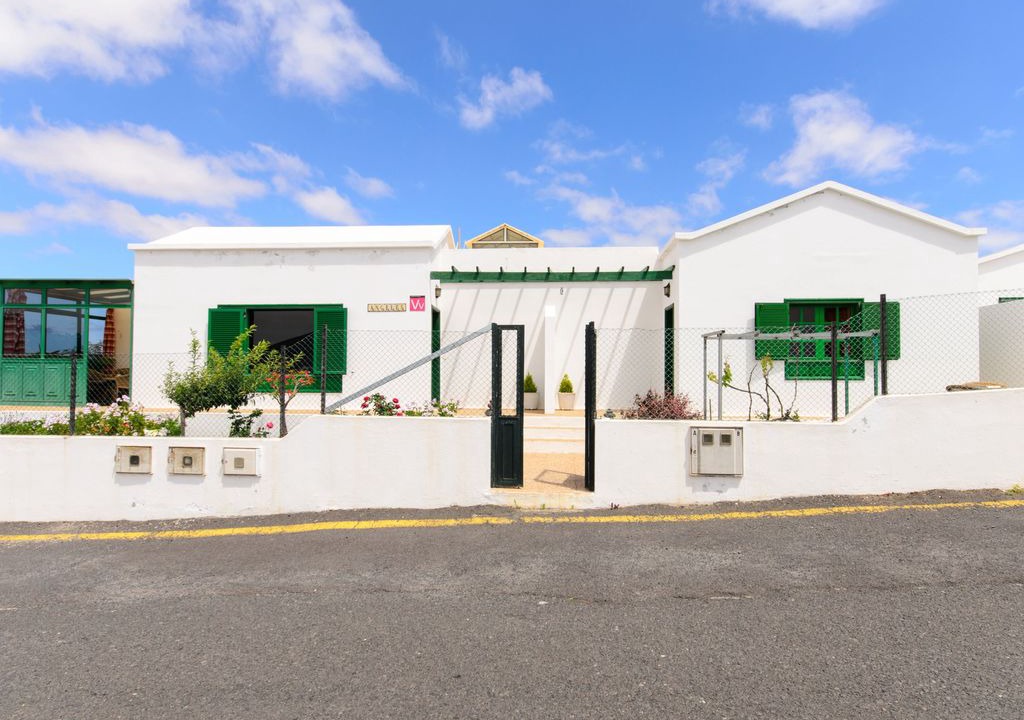 Photo of Buildings in Mozaga