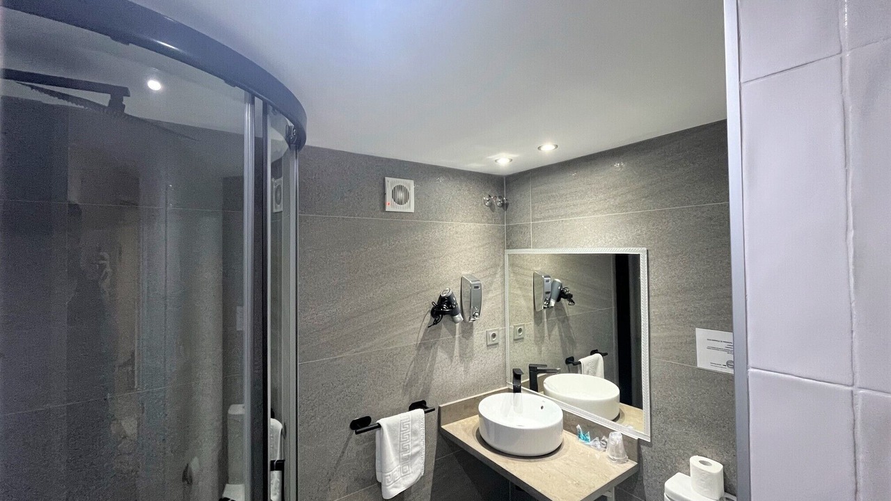 Photo of Bathroom in La Catedral