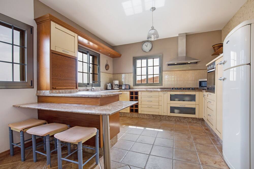 Photo of Kitchen in Tetir