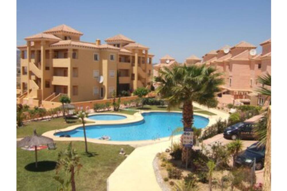 Photo of Outdoor in Vera