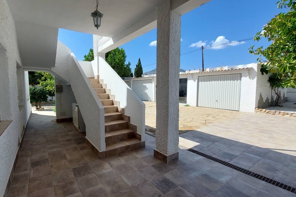 Photo of Patio Balcony in Vista de los Angeles-Rumina