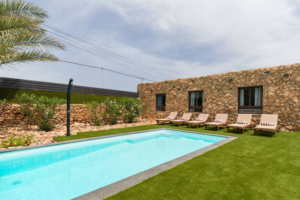 Photo of Outdoor in Triquivijate