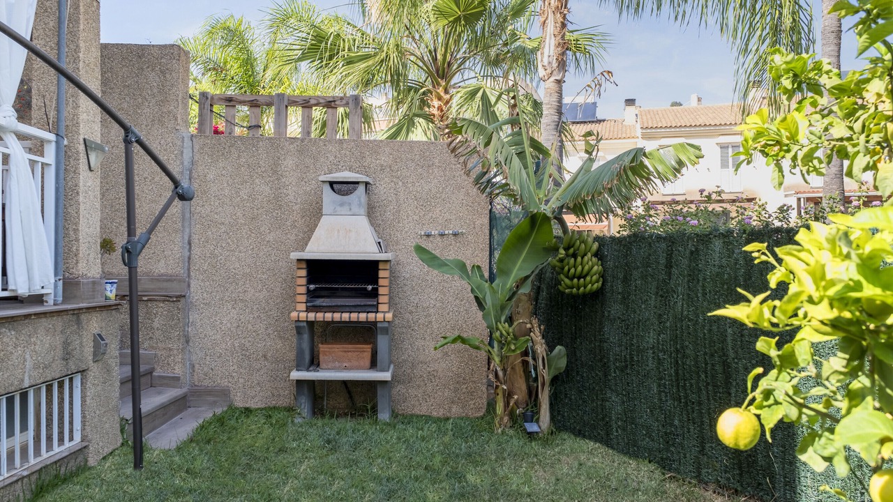 Photo of Outdoor in Benagalbon