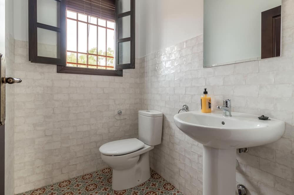 Photo of Bathroom in Penaflor