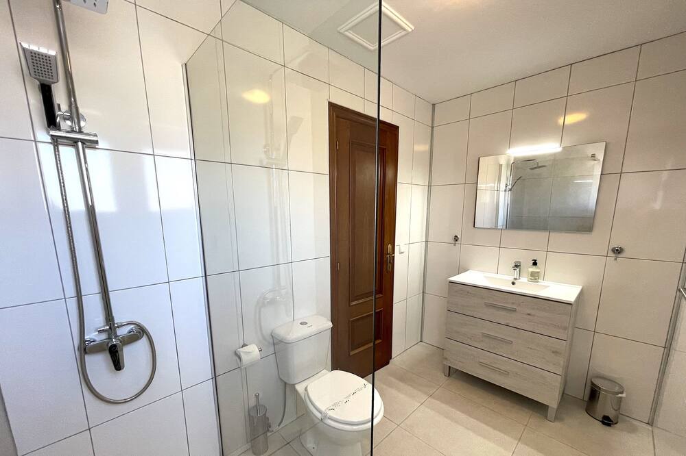 Photo of Bathroom in Triquivijate