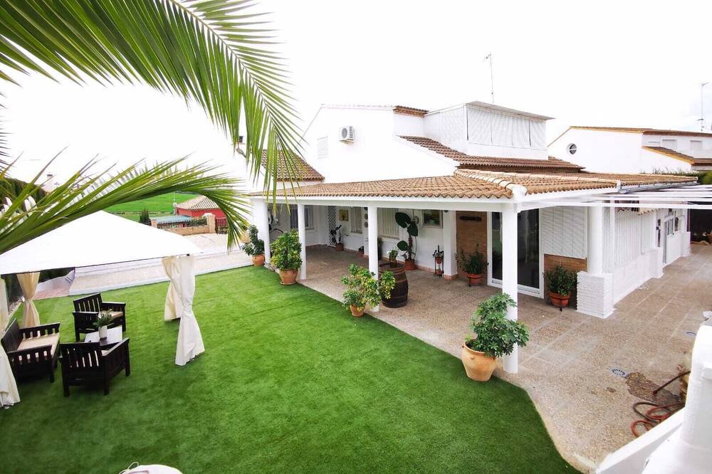 Photo of Outdoor in Ecija