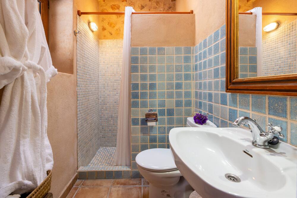 Photo of Bathroom in Sant Josep de sa Talaia