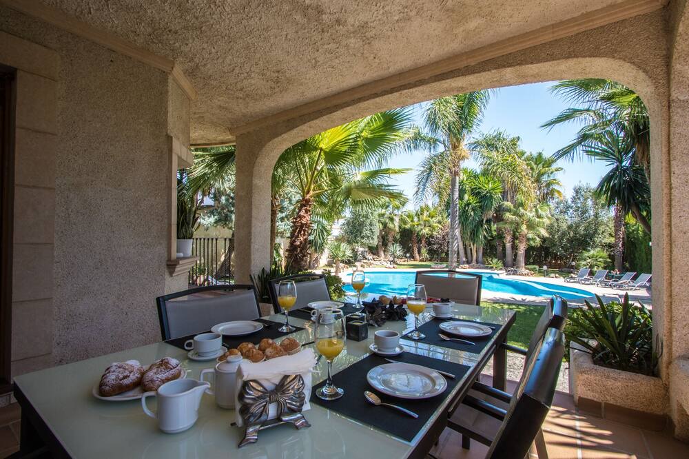 Photo of Patio Balcony in Inca