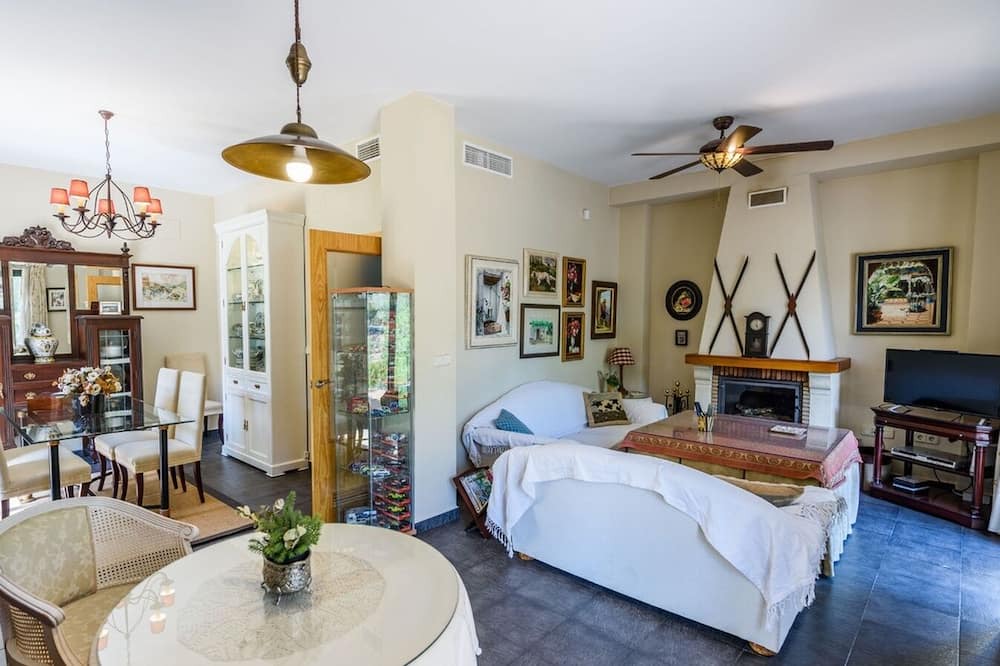 Photo of Bedroom in Las Jaras