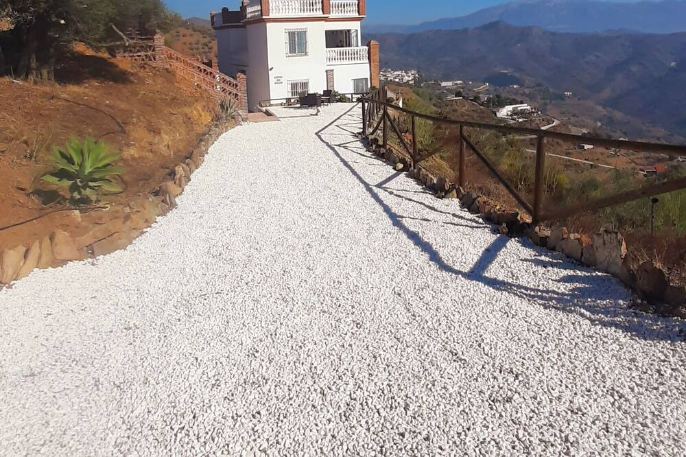 Photo of Outdoor in Moclinejo
