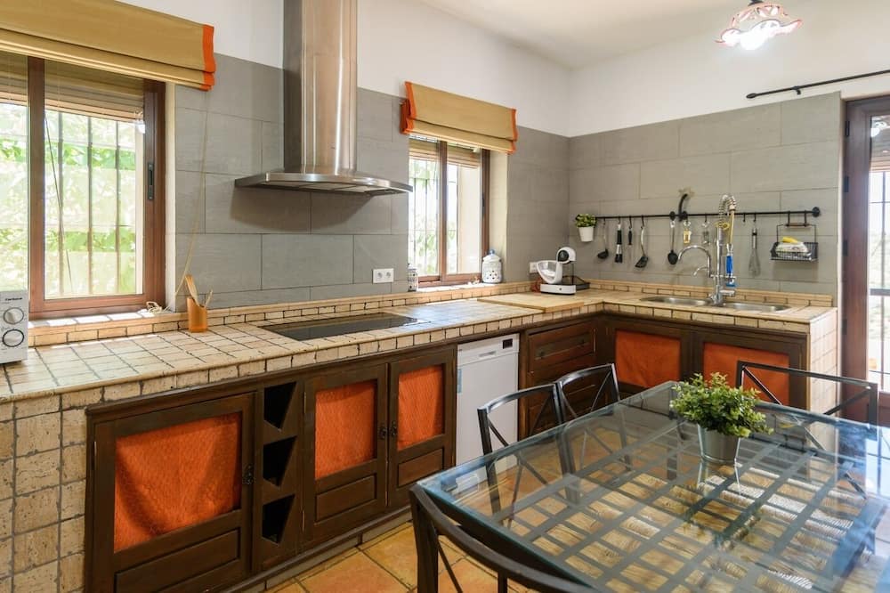 Photo of Kitchen in Constantina