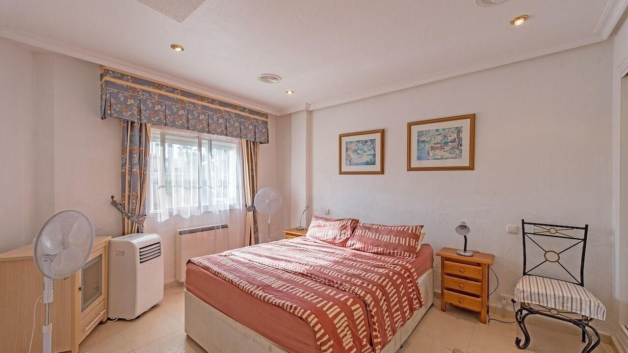 Photo of Bedroom in Benferri
