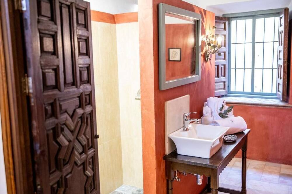 Photo of Bathroom in La Catedral