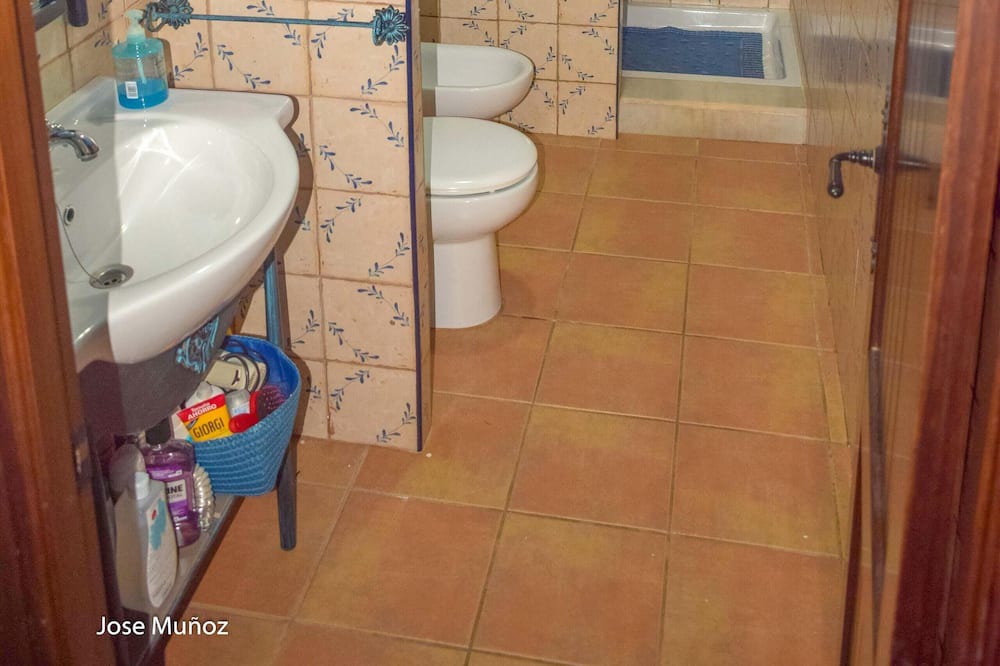 Photo of Bathroom in Penaflor