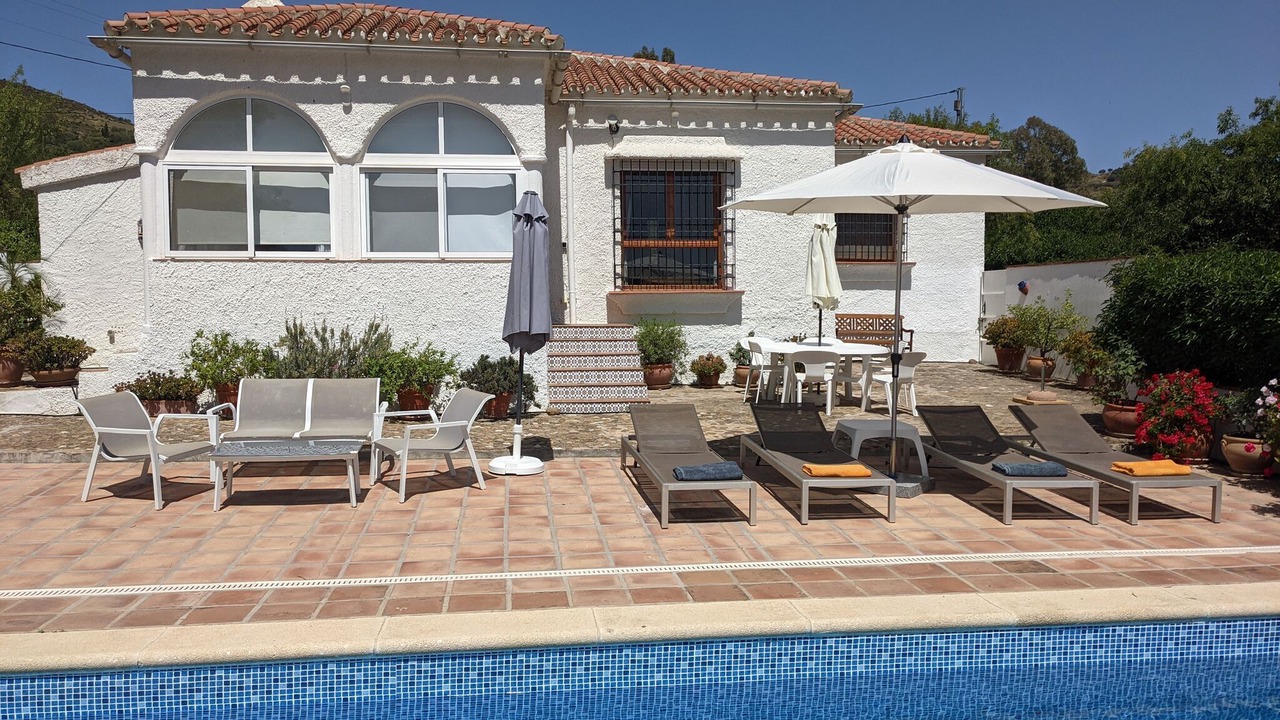 Photo of Outdoor in Almogia