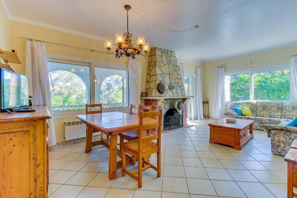 Photo of Livingroom in Cala Murada