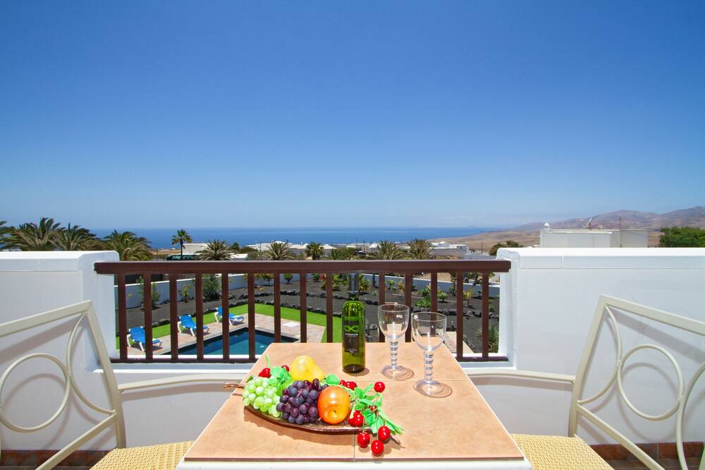 Photo of Patio Balcony in Macher