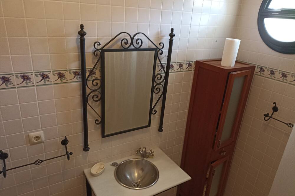 Photo of Bathroom in Guillena