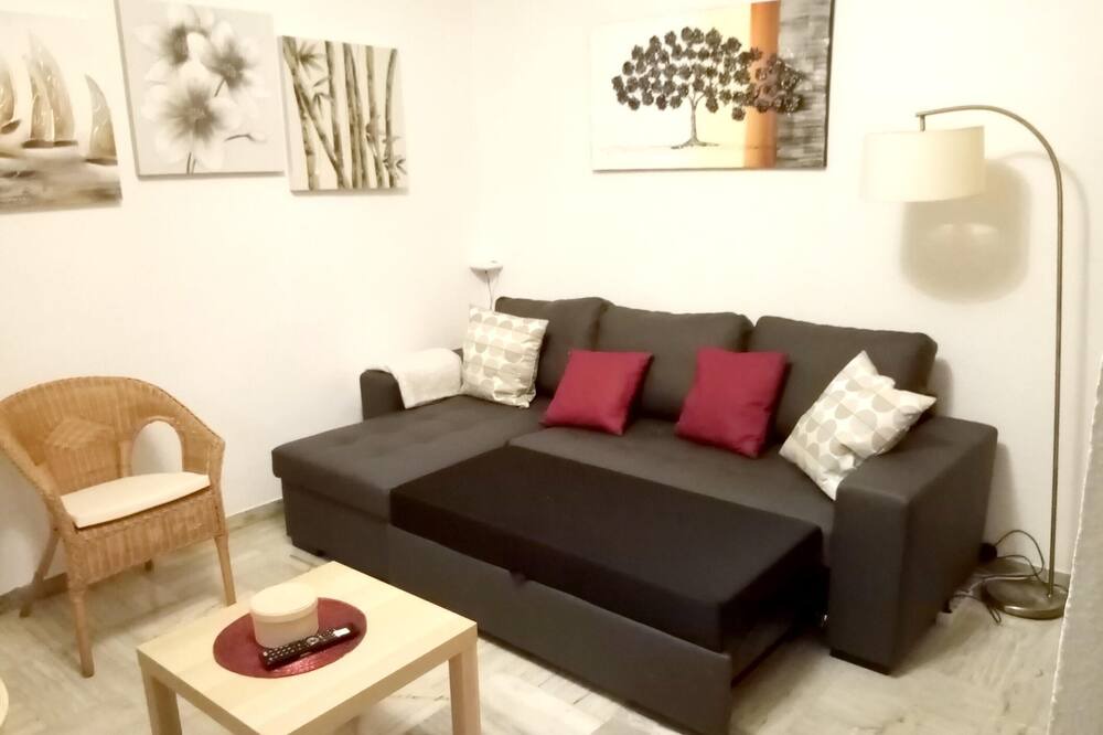Photo of Livingroom in La Trinidad-San Juan y Todos los Santos