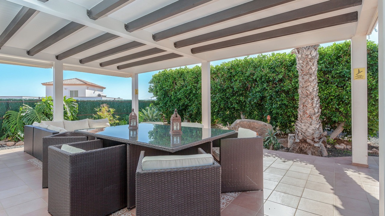 Photo of Patio Balcony in Triquivijate