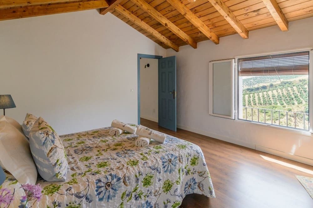 Photo of Bedroom in Montecorto