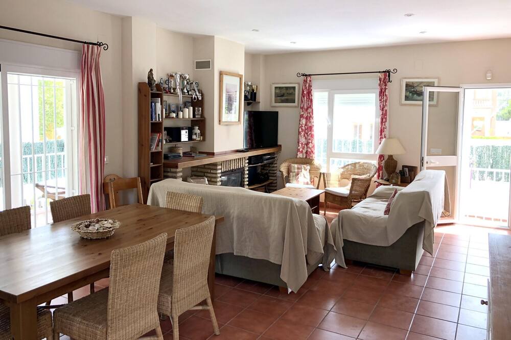 Photo of Livingroom in Isla Cristina