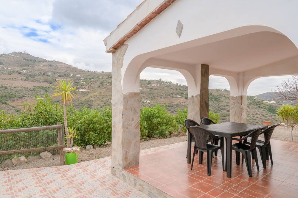 Photo of Patio Balcony in Sayalonga