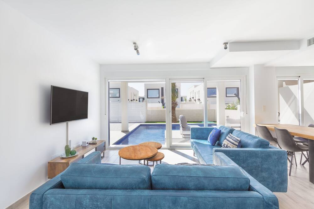 Photo of Livingroom in Puerto Marino