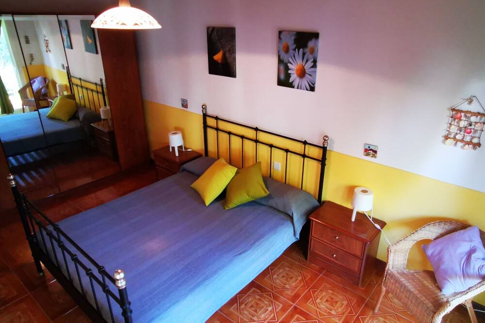 Photo of Bedroom in Triquivijate