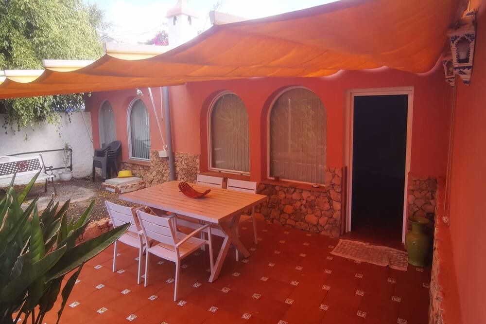 Photo of Patio Balcony in Triquivijate