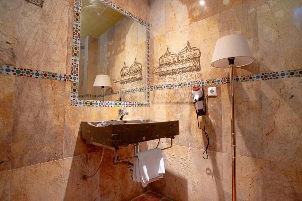 Photo of Bathroom in San Francisco-Ribera