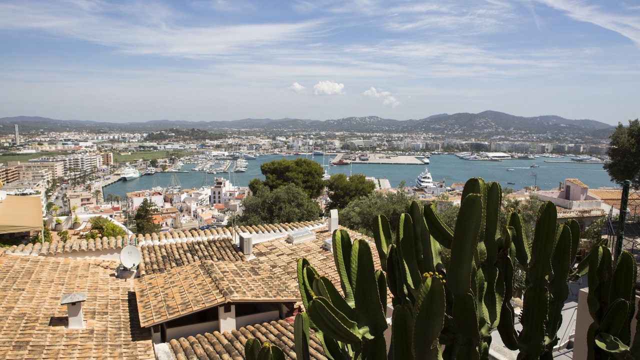 Photo of Bedroom in Ibiza City Centre
