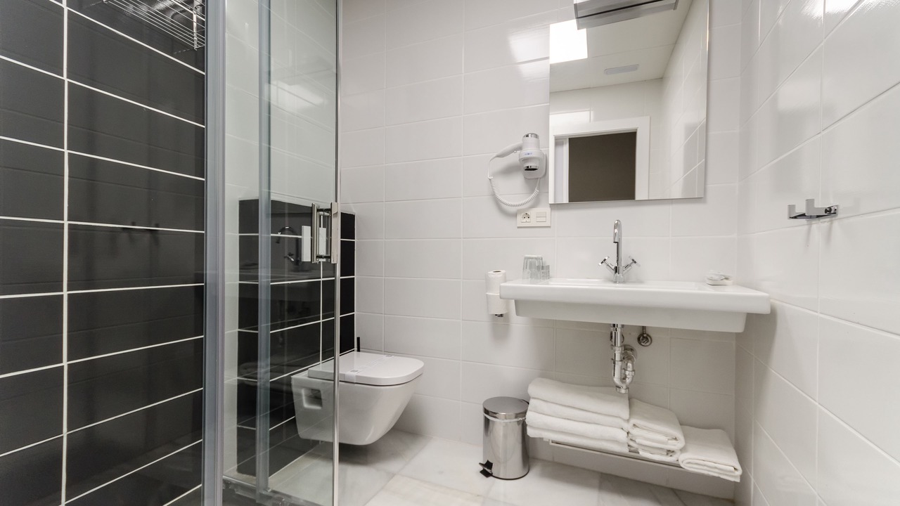 Photo of Bathroom in Barri Vell - Santa Creu