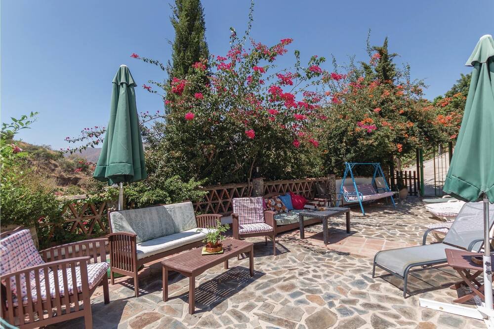Photo of Outdoor in Totalan