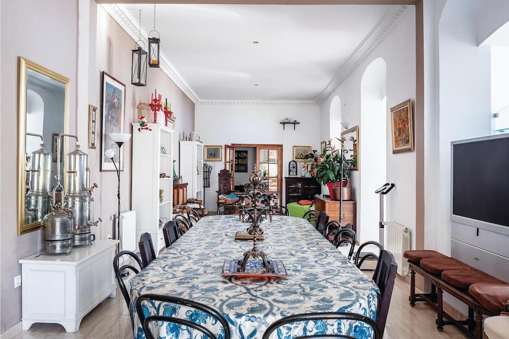 Photo of Bedroom in Constantina