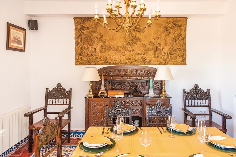 Photo of Bedroom in Constantina
