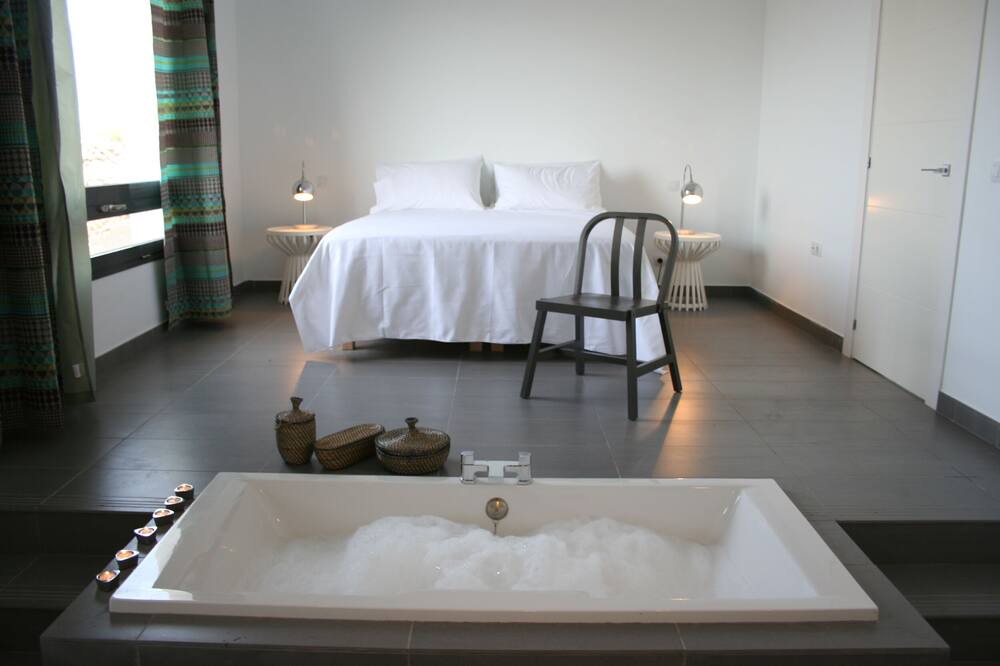 Photo of Bedroom in Villaverde