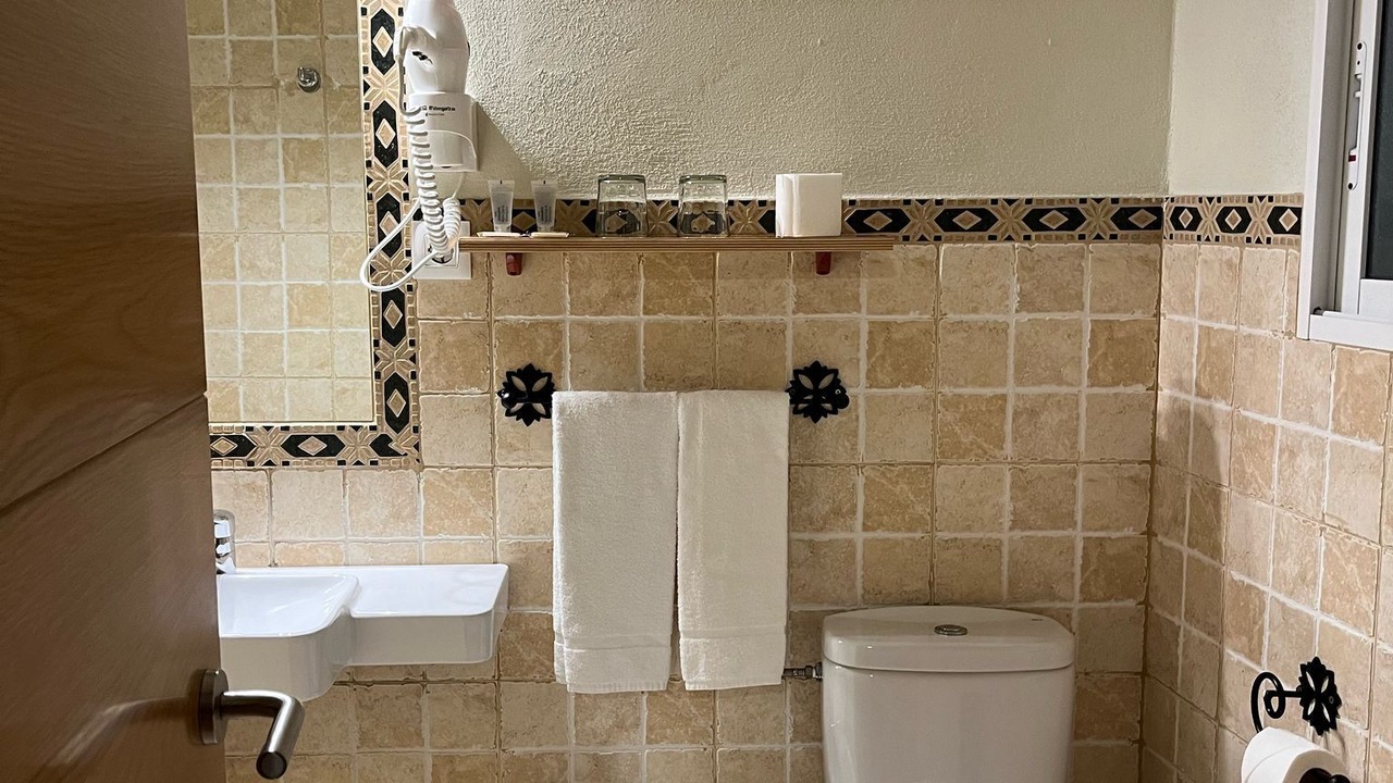 Photo of Bathroom in La Trinidad-San Juan y Todos los Santos