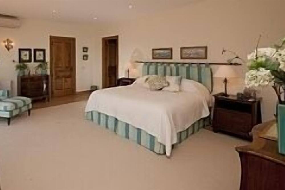Photo of Bedroom in La Linea de la Concepcion